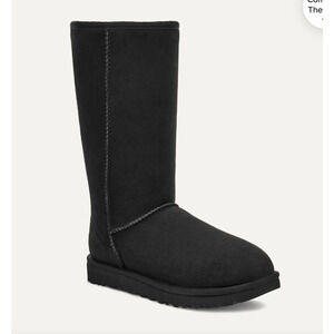 UGG Women's Classic Tall II Boots Black Soft Sheepskin Size 6 NIB Versatile